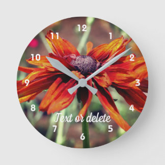 Horloge Ronde Personnalité de Susan Flower
