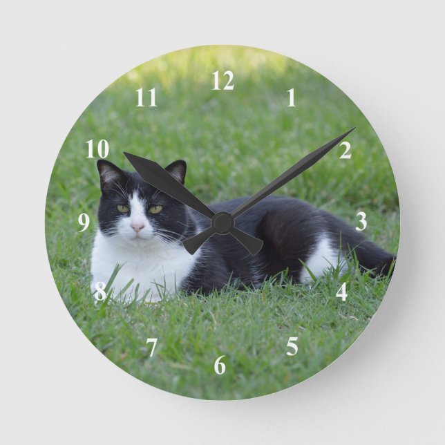 Horloge Ronde Photo de chat en noir et blanc (Recto)