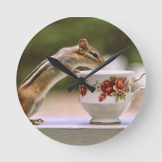 Horloge Ronde Picture of Chipmunk avec China Teacup