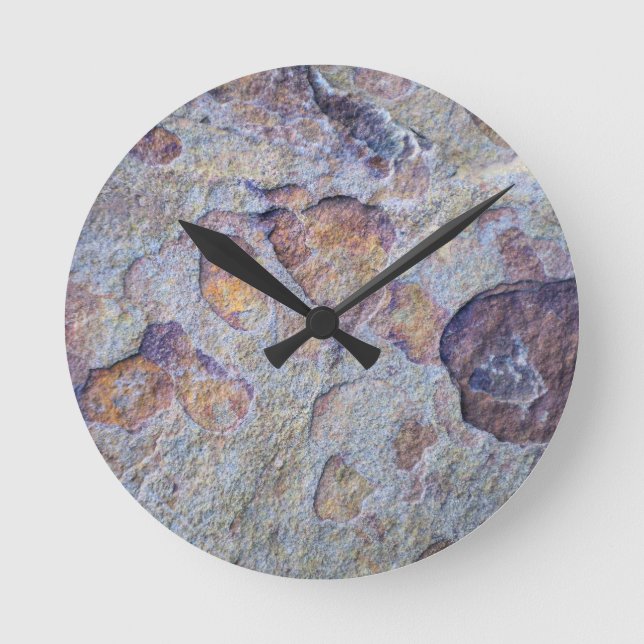 Horloge Ronde Pierre de fer rocheuse (Recto)