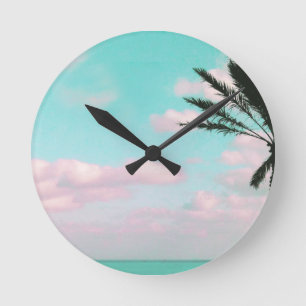 Horloge Ronde Plage tropicale, vue sur l'océan, nuages roses, p