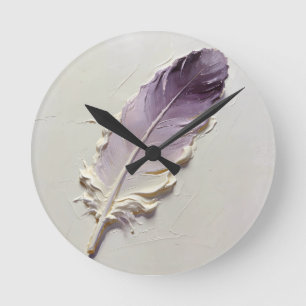 Horloge Ronde Plume Impasto Violet Poussiéreux Moderne Organique
