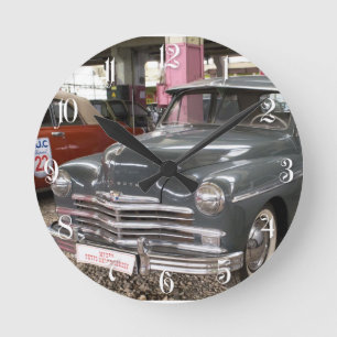 Horloge Ronde Plymouth Special De Luxe. Livre de 1949