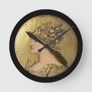 HORLOGE RONDE PORTRAIT D'ATHENA AVEC DES GOLDEN HELMET ET DES GR