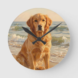 Horloge Ronde Portrait de Golden Retriever sur la plage océaniqu