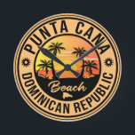 Horloge Ronde Punta Cana République Dominicaine - Souvenir Rétro<br><div class="desc">Conception de plage rétro Punta Cana pour des vacances. Punta Cana île des Caraïbes souvenir Vintage pour voyager sur l'île des Caraïbes. Tableaux de plage de Punta Cana pour les vacanciers et routards dominicains. Punta Cana dans les Caraïbes souvenir rétro. Conception pour routards et voyage en République Dominicaine. île des...</div>