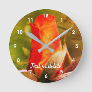 Horloge Ronde Red Rosebud Close Up Abstract Personalized