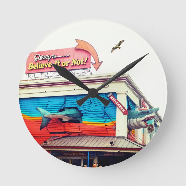 Horloge Ronde Requin  (Recto)