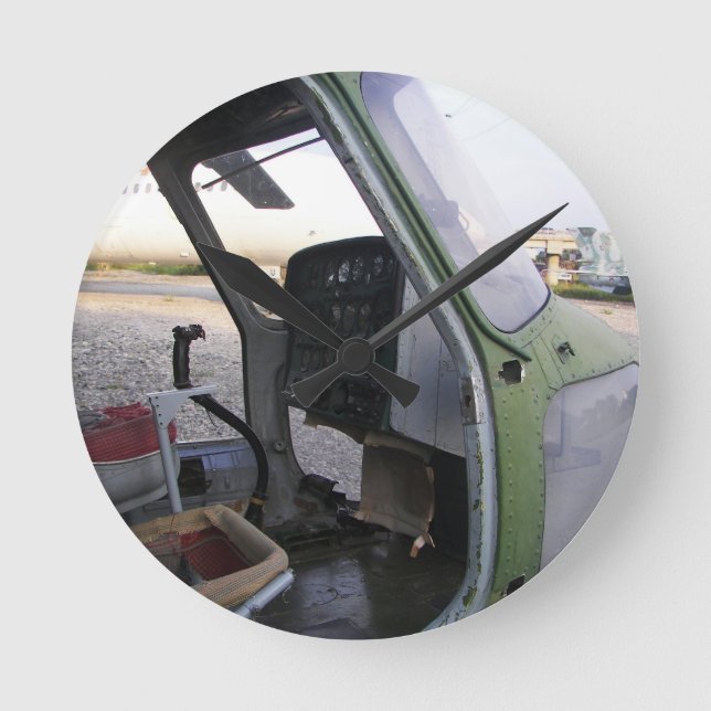 Horloge Ronde Restes d'hélicoptère de guerre froide. (Recto)