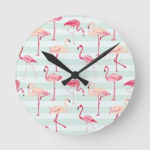 Horloge Ronde Rétros Flamants roses sur les rayures en bon éta
