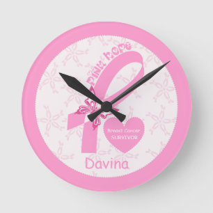 Horloge Ronde Ribbon rose Survivant du cancer du sein et frontiè