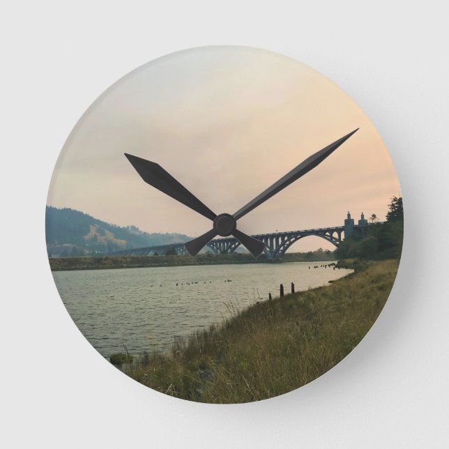 Horloge Ronde Rivière Rogue, OU (Recto)