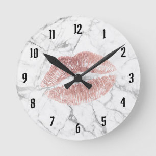 Horloge Ronde Rose Gold Lipstick embrasser le Marbre blanc moder