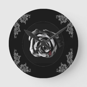 Horloge Ronde Rose gothique de noir de vampire