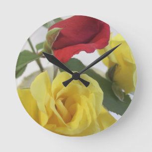 Horloge Ronde Roses jaunes rouges