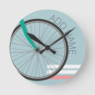 Horloge Ronde Roue de vélo Hipster avec nom personnalisé