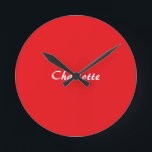Horloge Ronde Rouge blanc Script élégant minimaliste Nom moderne<br><div class="desc">Ce modèle peut être customisé pour répondre à tous les métiers professionnels.</div>