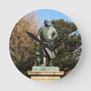 Horloge Ronde Saigo Takamori (Le Dernier Samurai) & Statue du Ch