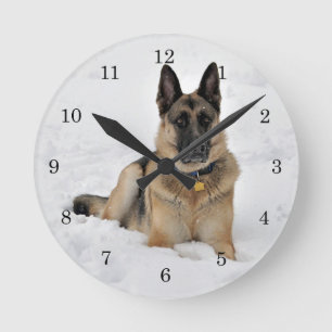 Horloge Ronde Secourir Chien berger allemand en neige