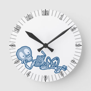 Horloge Ronde Skeleton BetsyLou avec livre