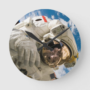 Horloge Ronde Spacewalk de vendeur de piliers
