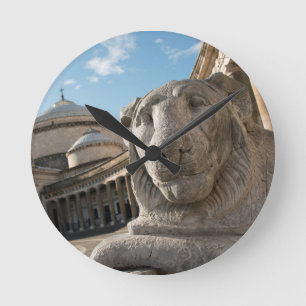 Horloge Ronde Statue de lion devant San Francesco di Paola