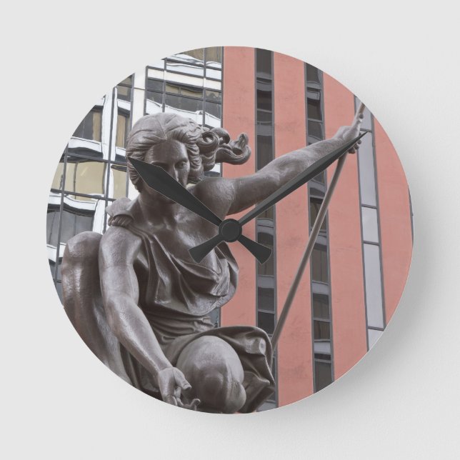 Horloge Ronde Statue de Portlandia, Portland, Oregon (Recto)