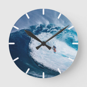 Horloge Ronde Surfer sur les Tubes