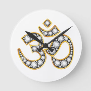 Horloge Ronde Symbole Om avec pierres "Diamant"