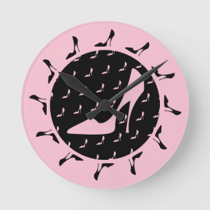 Horloge ronde talon haut noir et rose