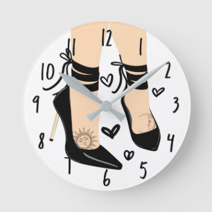 Horloge Ronde Talons Hauts Noir Sangle Lune Soleil Féminin Chic