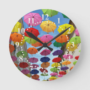 Horloge Ronde Toit des parapluies