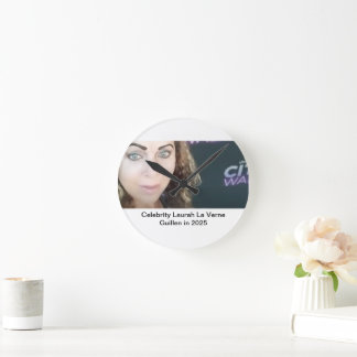 HORLOGE RONDE #TOPCÉLÉBRITÉ #LAURAHLAVERNEGUILLEN  2025