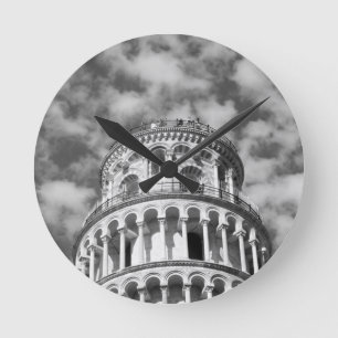 Horloge Ronde Tour blanche noire de Pise Italie
