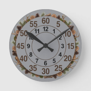 Horloge Ronde Tranches de bois rustiques, pommes de pin et bois