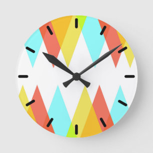 Horloge Ronde Triangles jaunes, rouges et bleus cadets