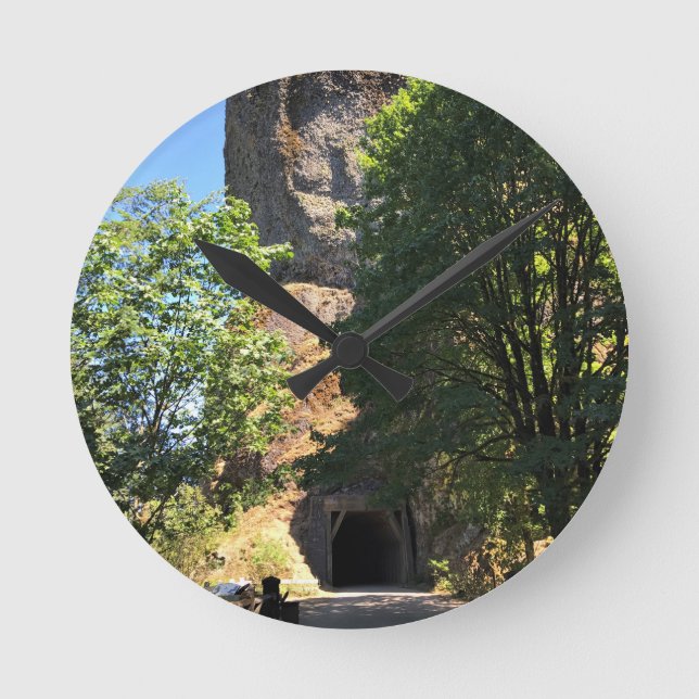 Horloge Ronde Tunnel de la gorge d'Oneonta, OU (Recto)