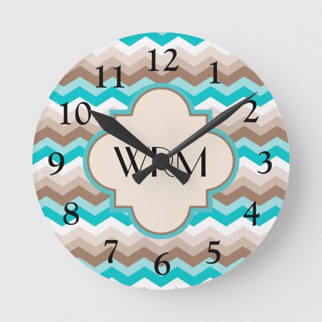 Horloge Ronde Turquoise Bleu Brown Chevron Moderne Monogramme (Recto)
