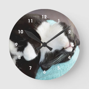 Horloge Ronde tuxedo chat chin vue kitty image