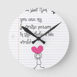 Horloge Ronde Un doodle mignon et décalé pour les mamans.
