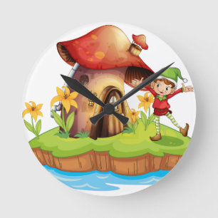 Horloge Ronde Un nain en dehors d'une maison de champignon