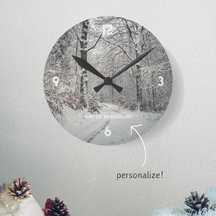 Horloge Ronde Un sentier à travers la forêt d'hiver enchanteress