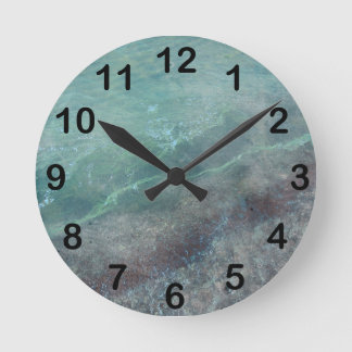 Horloge Ronde Vague abstraite du lac Michigan sur la plage