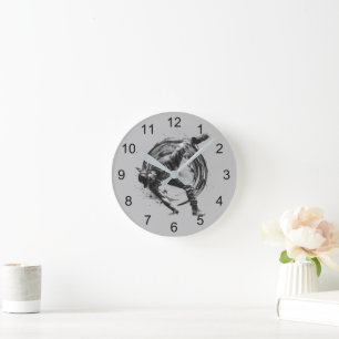 Horloge Ronde Ventilateur en action, dans le style de plaque d'e