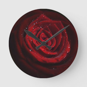 Horloge Ronde Vins roses Coeur Motif Fleur Paix Amour Destinée