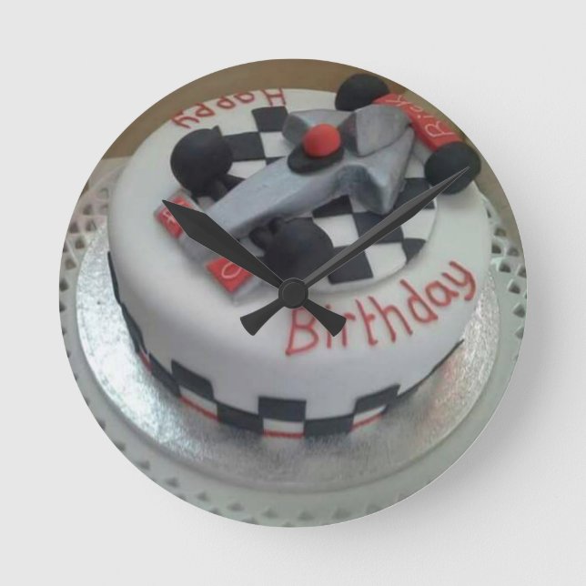 Horloge Ronde voiture de course d'anniversaire heureuse (Recto)