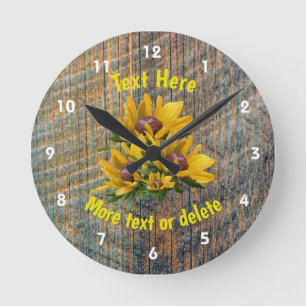 Horloge Ronde Votre Fleur de marguerite de texte personnalisée