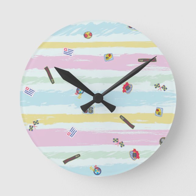 Horloge Ronde Wall Clock – Sports & Stripes Pastel Racing Design (Recto)