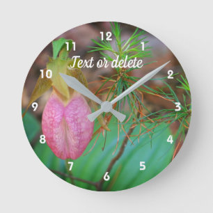 Horloge Ronde Wild Pink Lady Slipper Orchid and Evergreens