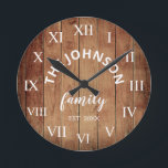 Horloge Ronde Wood Custom Family<br><div class="desc">The brown wooden farm house wall clock is perfect pour your country farmhouse kitchen. Customize with your family name and established year for a unique and personalized birthday ou Christmas vend.</div>